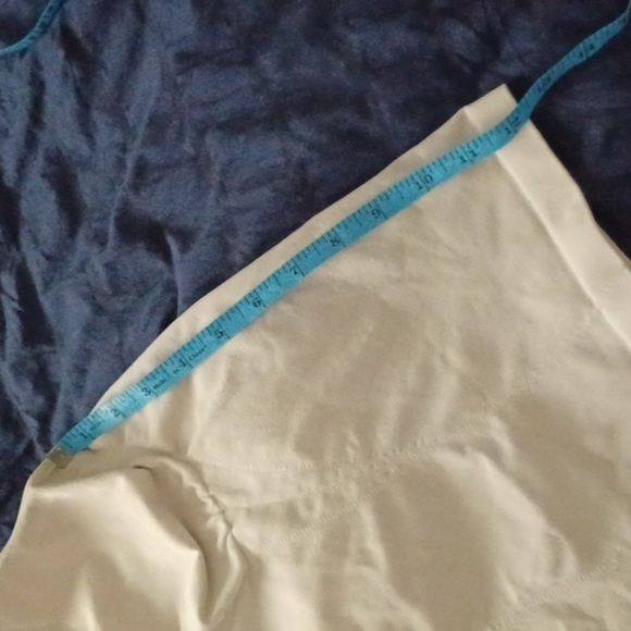 💙🌹nude color compression camisole size M - Picture 4 of 6